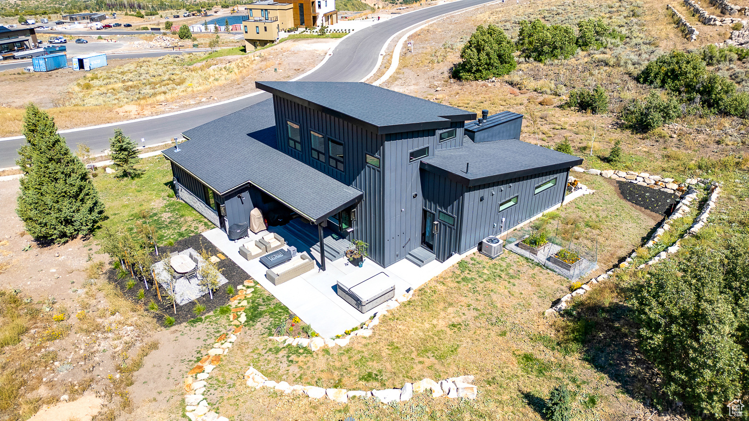 BENLOCH RANCH - Residential