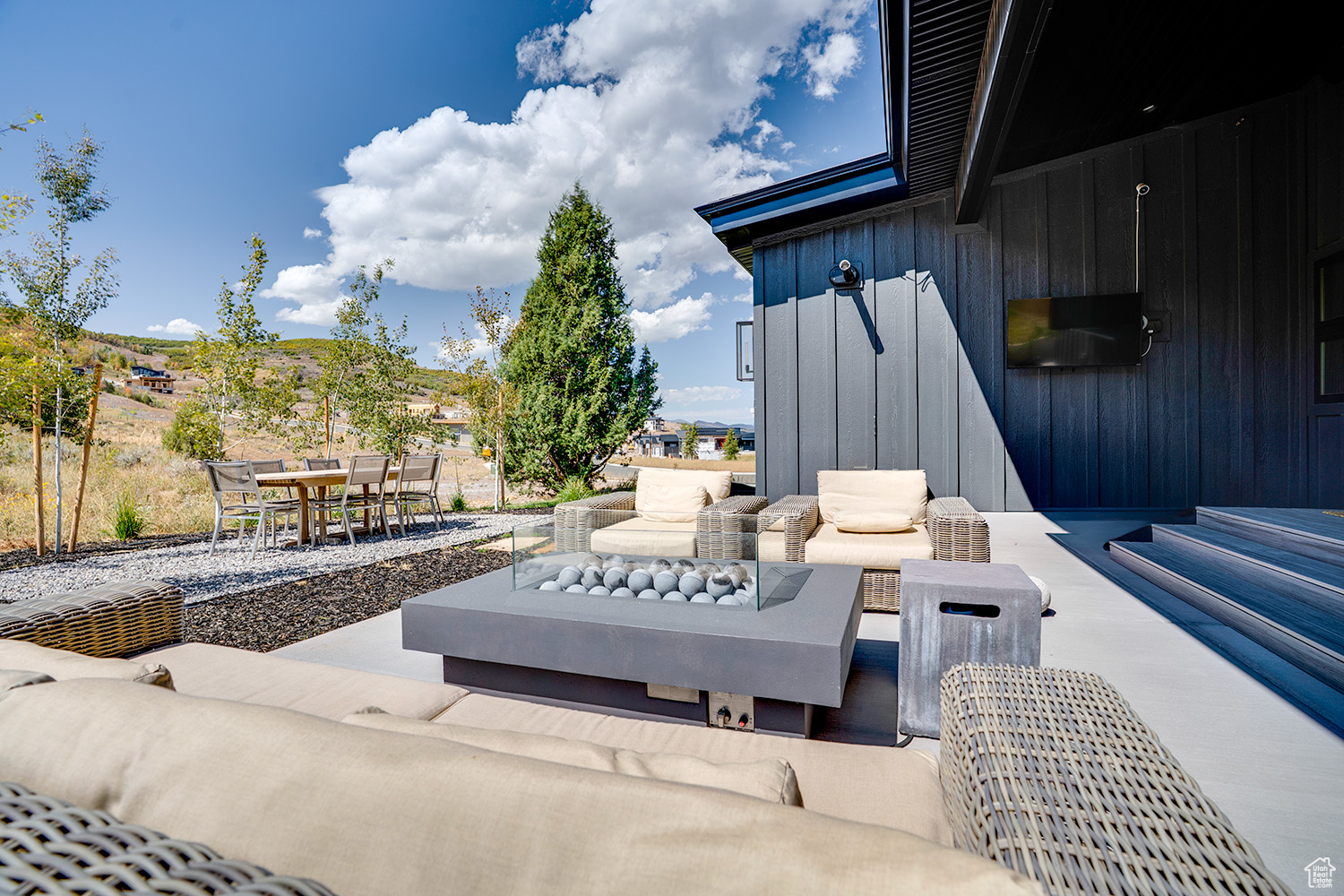 BENLOCH RANCH - Residential