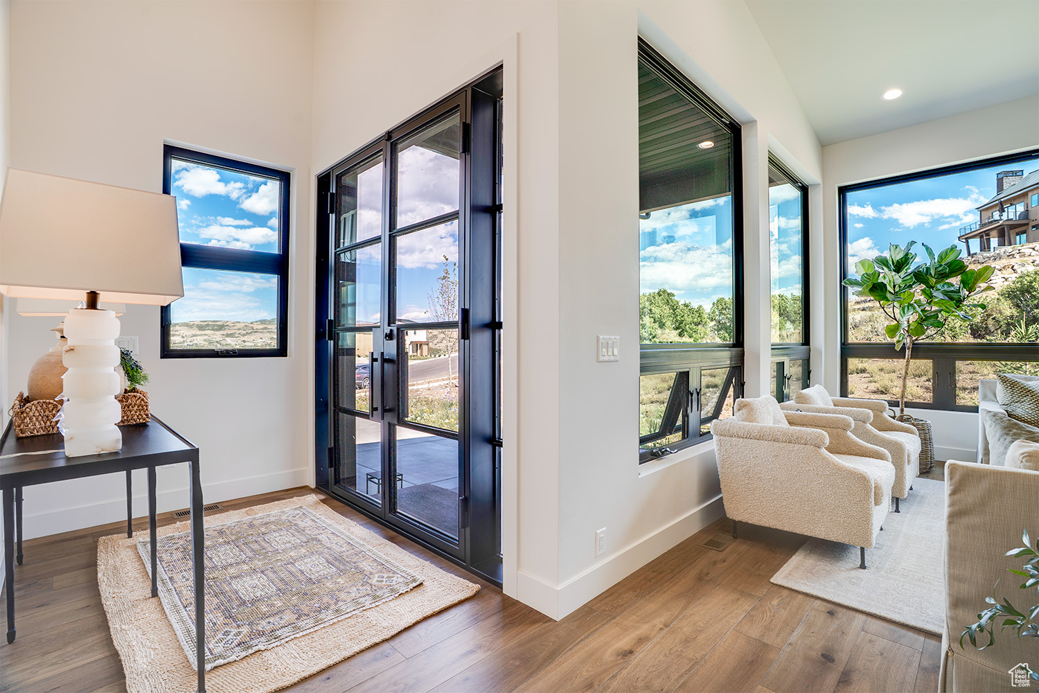 BENLOCH RANCH - Residential