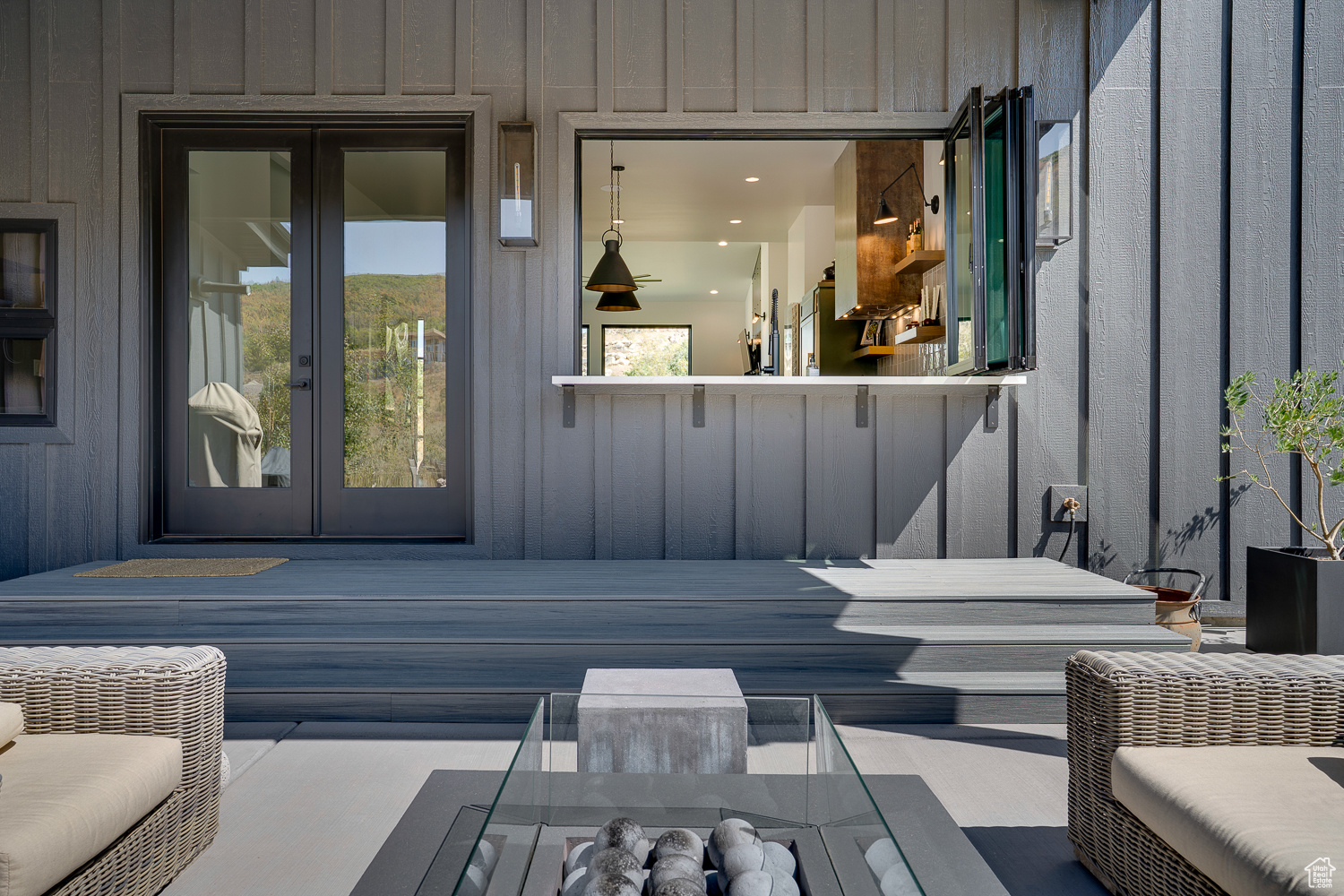 BENLOCH RANCH - Residential