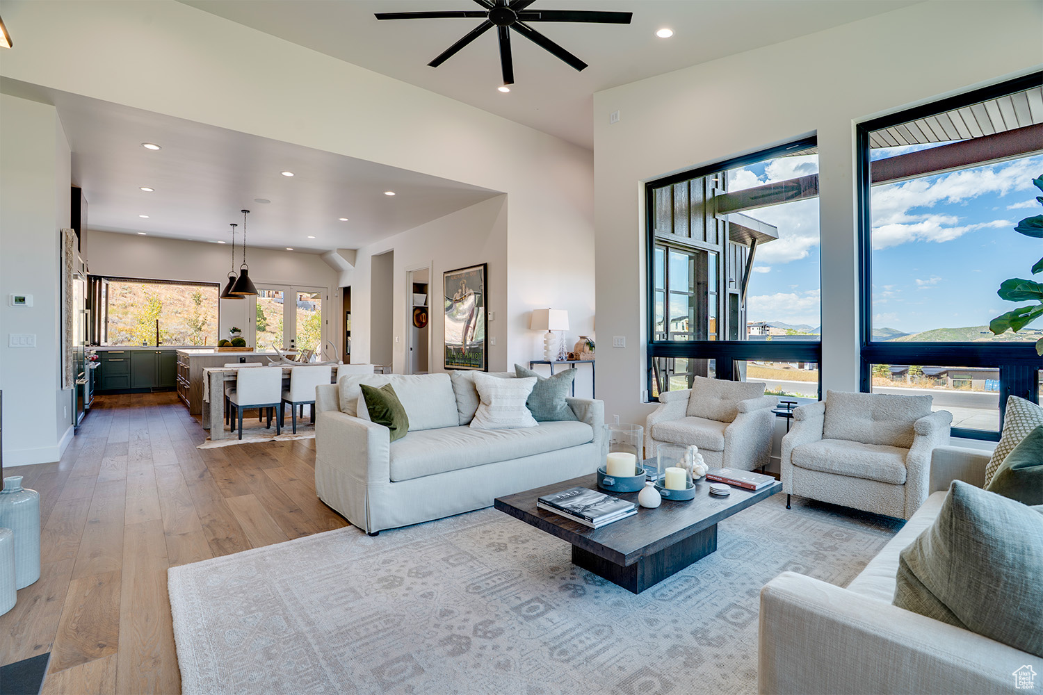 BENLOCH RANCH - Residential