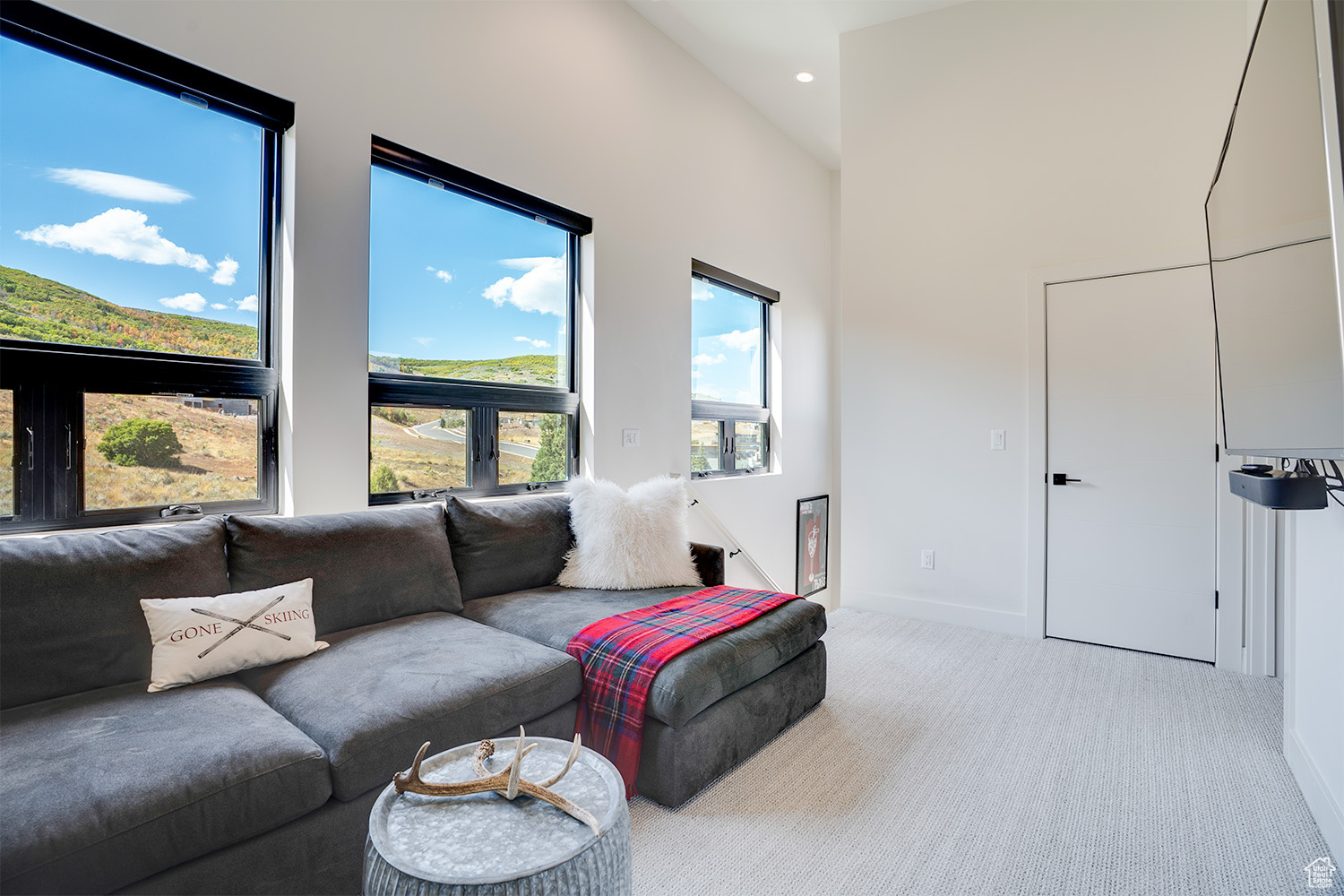 BENLOCH RANCH - Residential