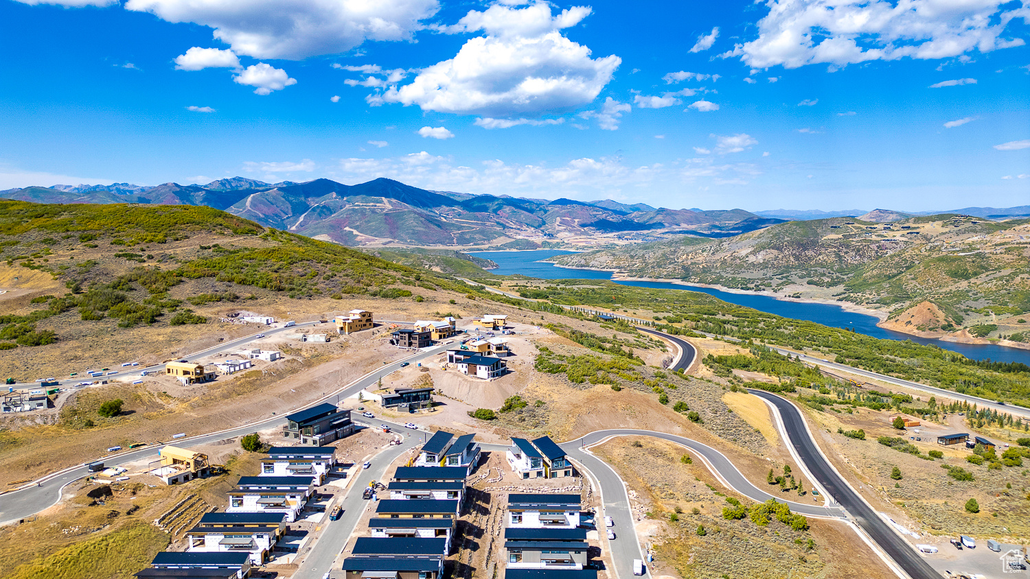BENLOCH RANCH - Residential