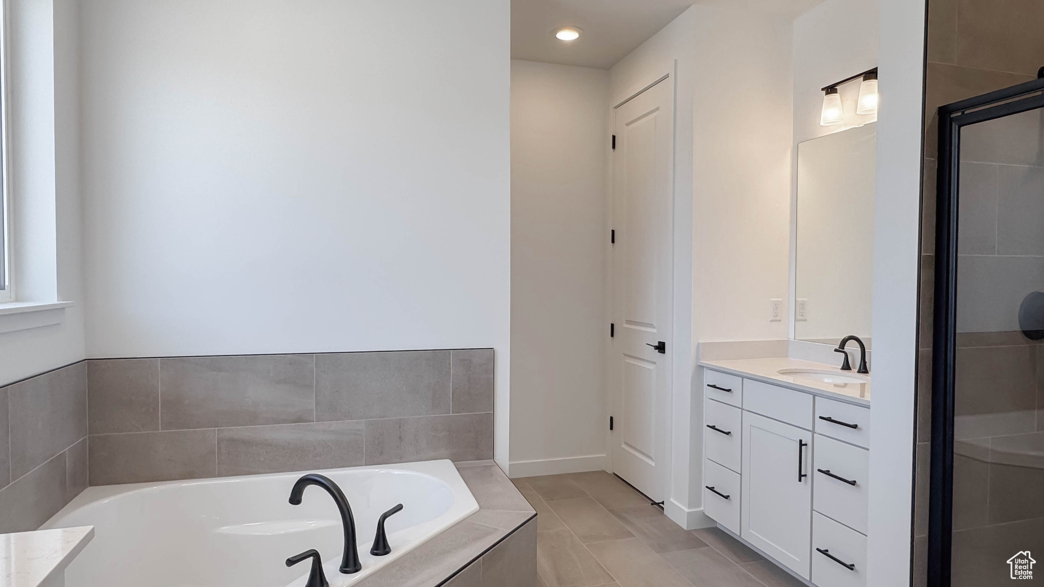 CANTON RIDGE - Residential