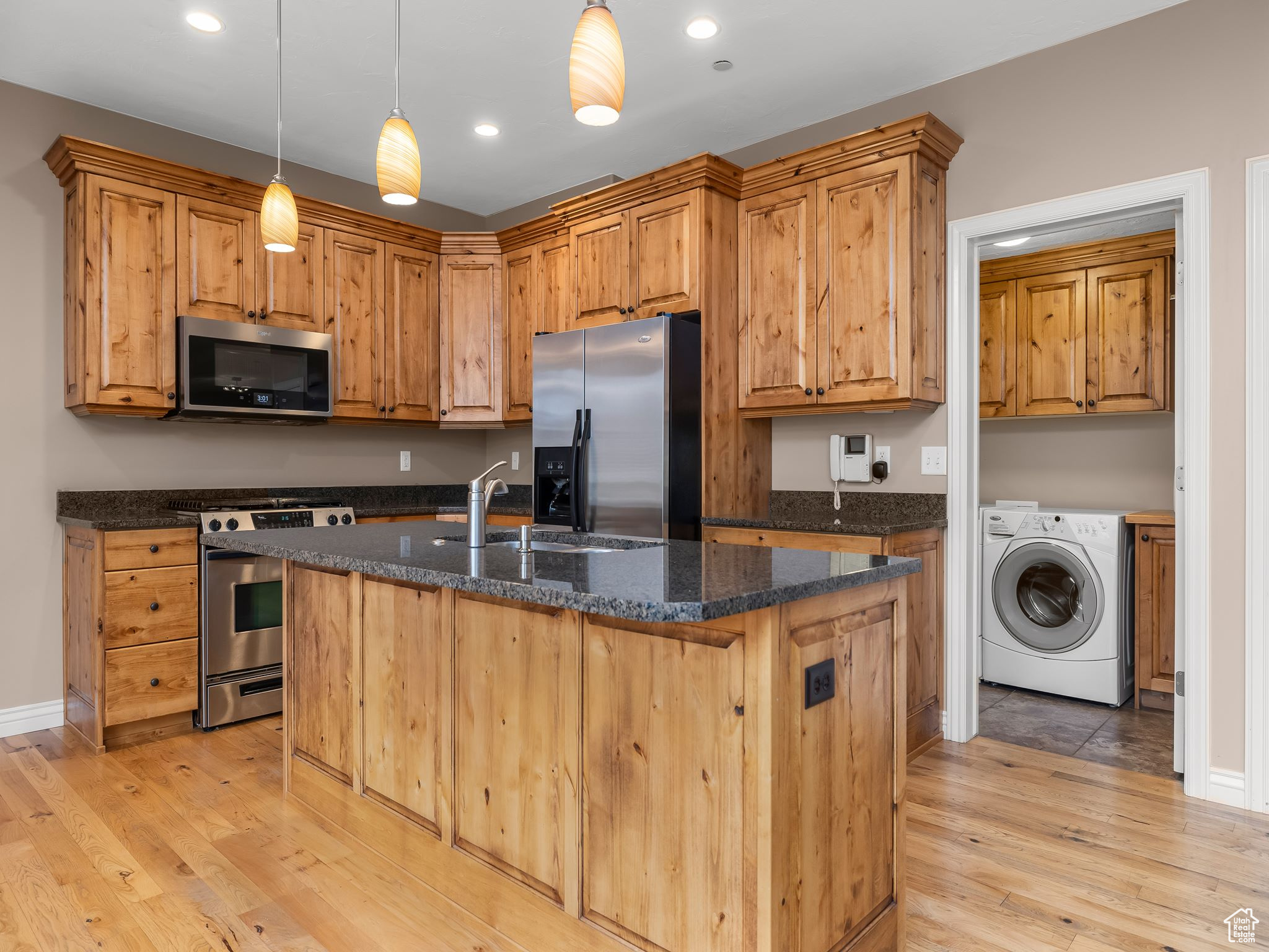 963 E Taliesen Cv #104, Midvale, Utah image 6