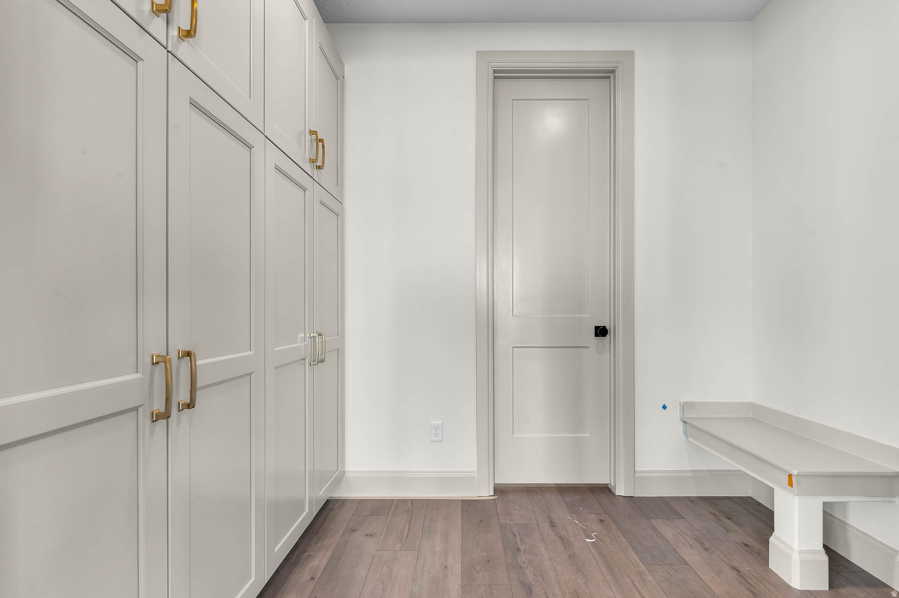 HIDDEN OAKS SIGNATURE 639 - Residential