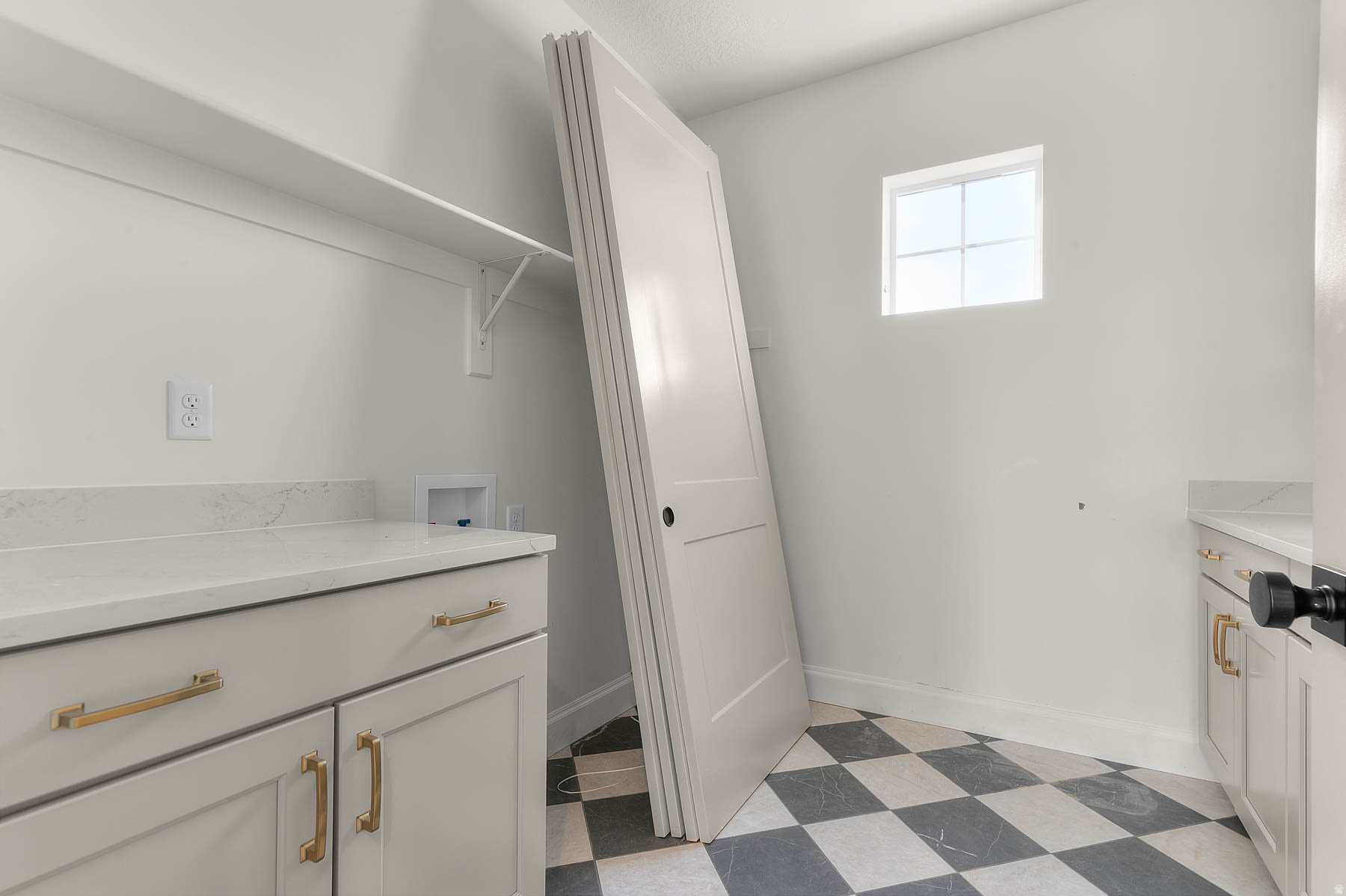 HIDDEN OAKS SIGNATURE 639 - Residential