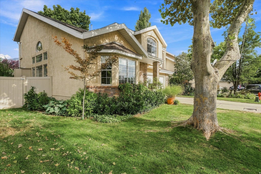 Photo of 3981 S ARCO CIR, Salt Lake City, UT 84124 (MLS # 2184164)