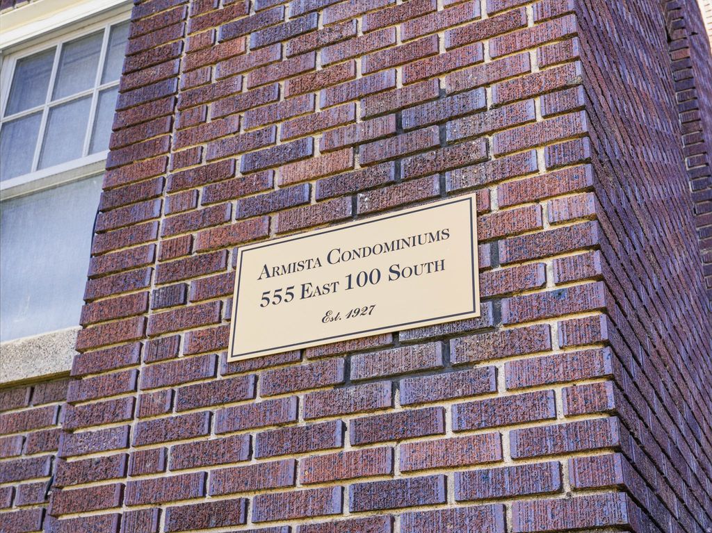 Photo of 555 E 100 S #408, Salt Lake City, UT 84102 (MLS # 2145824)