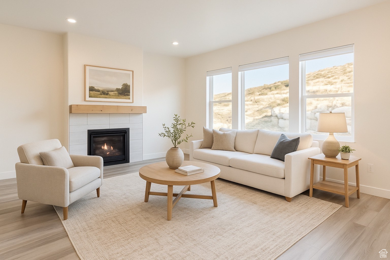 LONE TREE AT CIRCLE FIVE RANCH - Residential