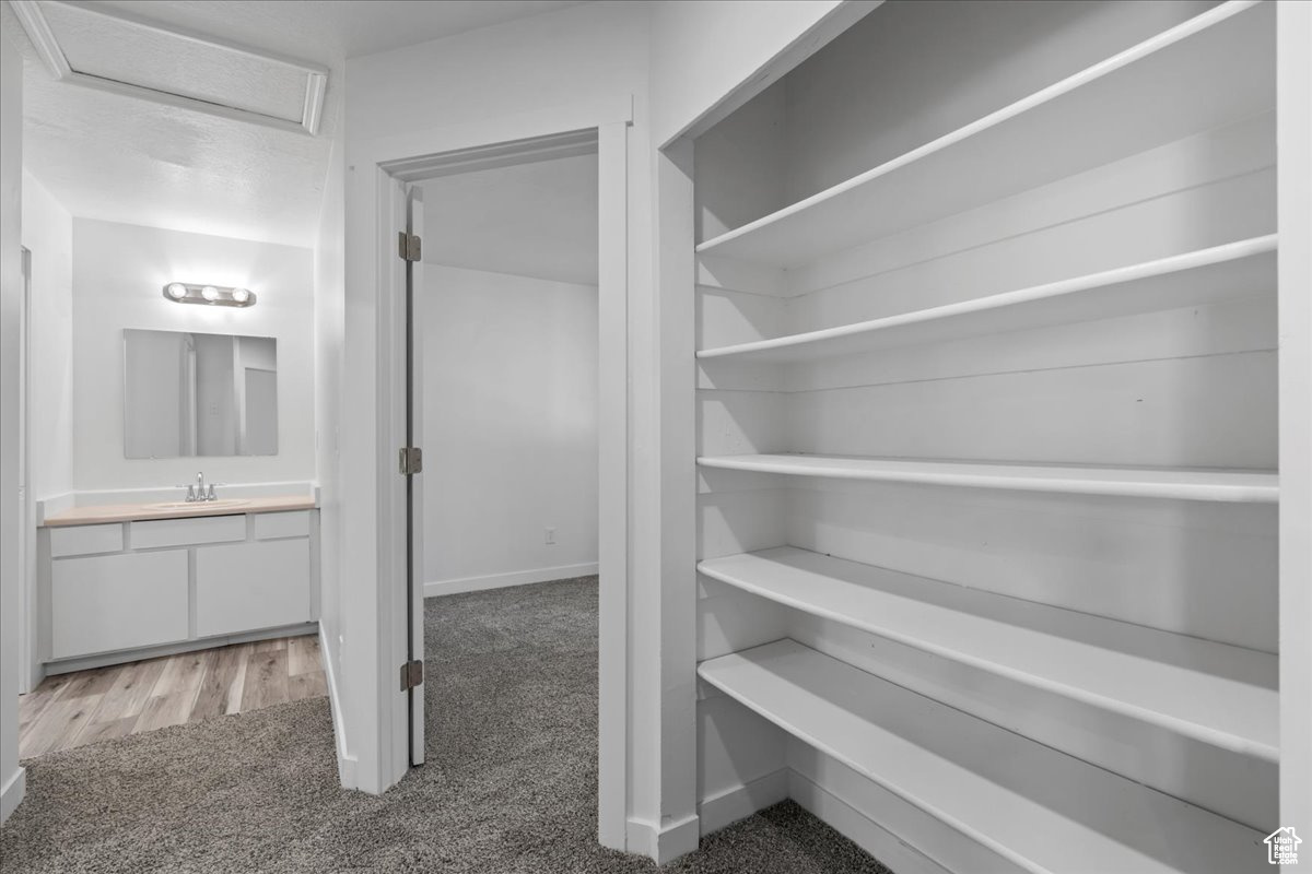 RIVERSIDE - Residential