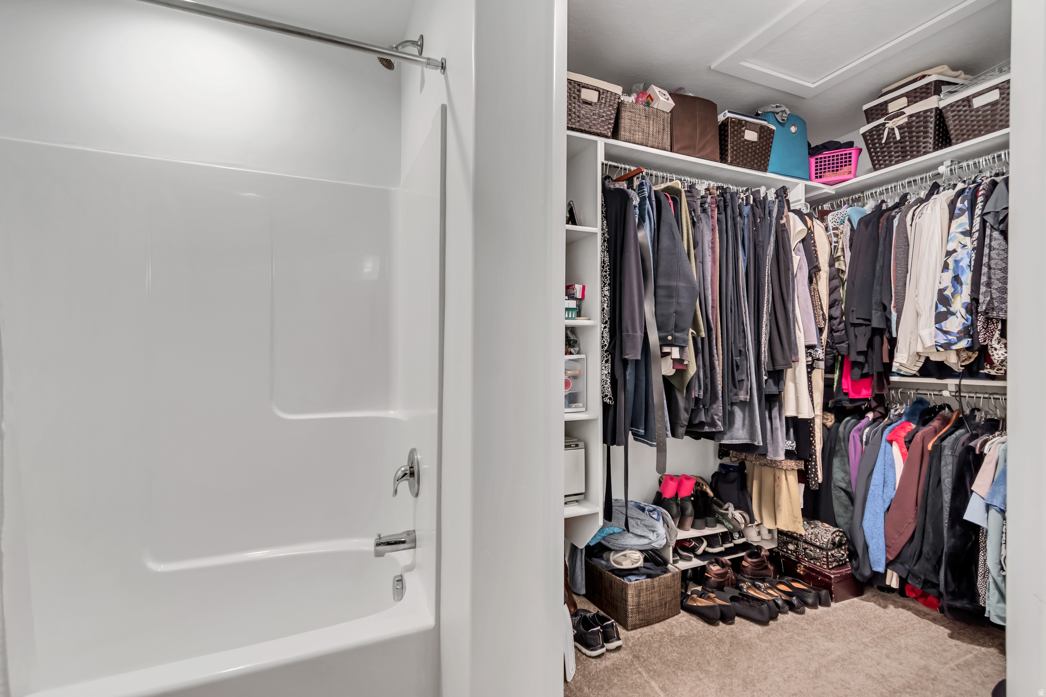 MOUNTAIN RIDGE - Residential