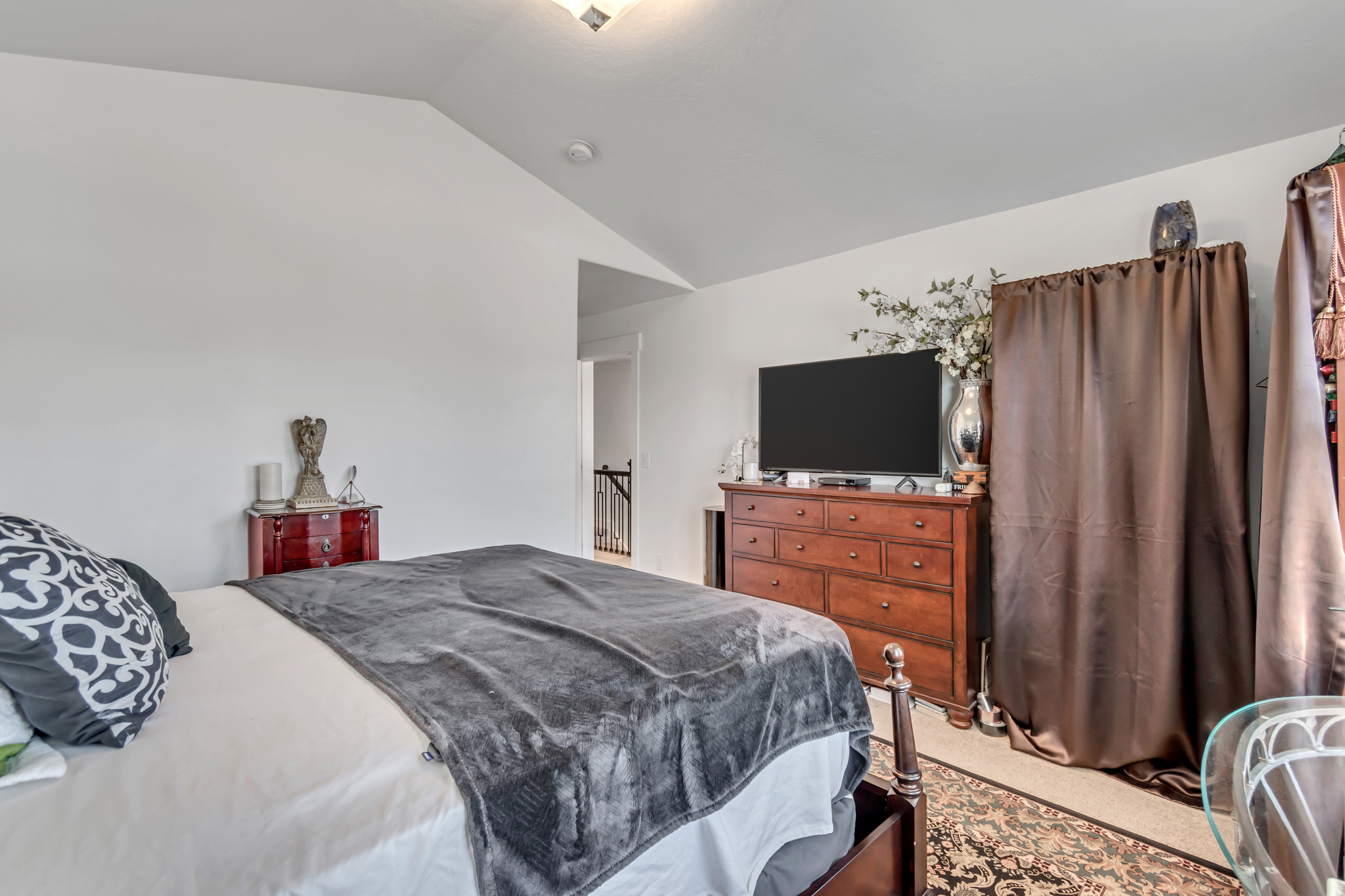 MOUNTAIN RIDGE - Residential