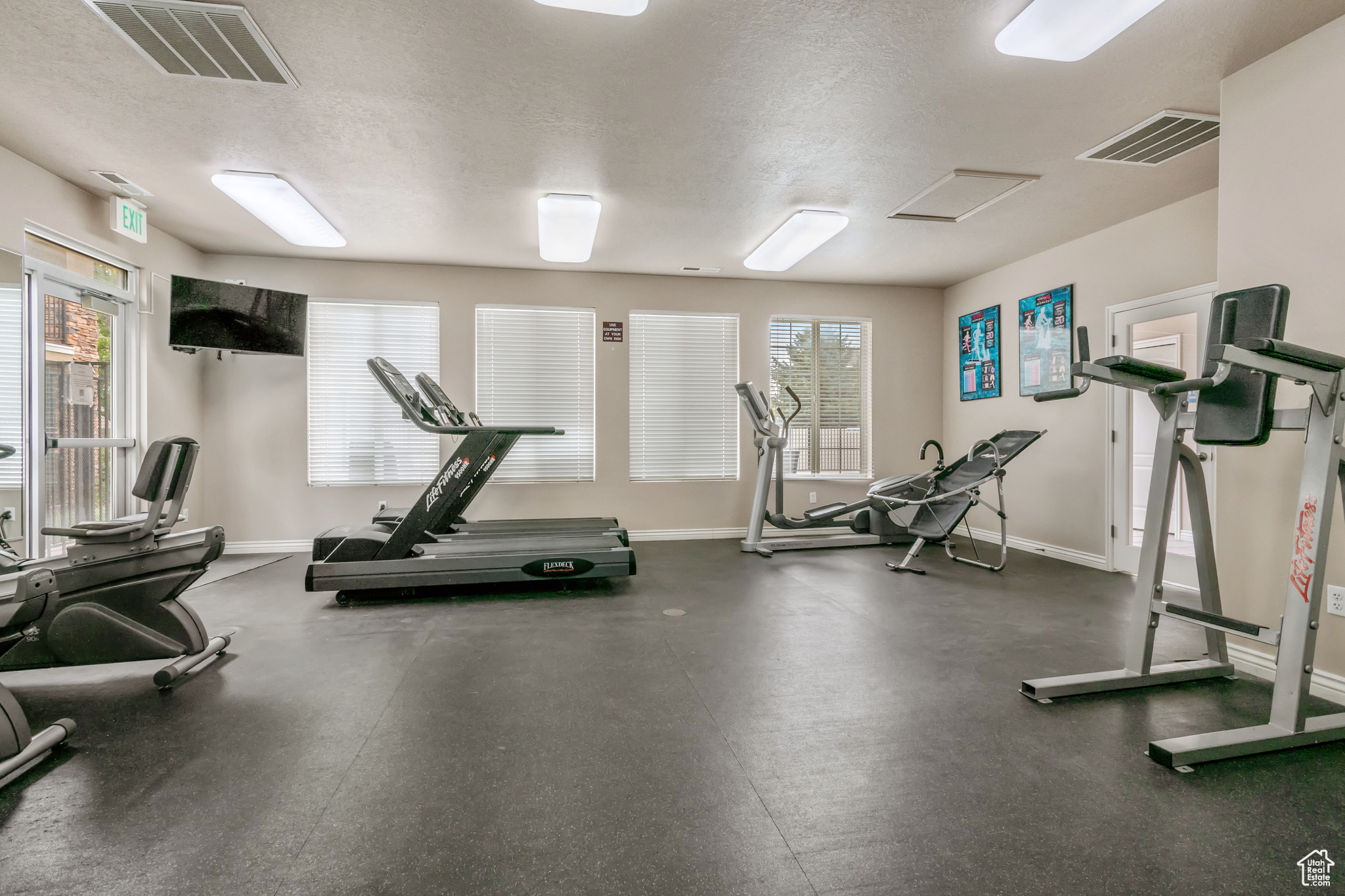 DRAPER PEAKS CONDOMINIUMS PHASE 8 - Residential
