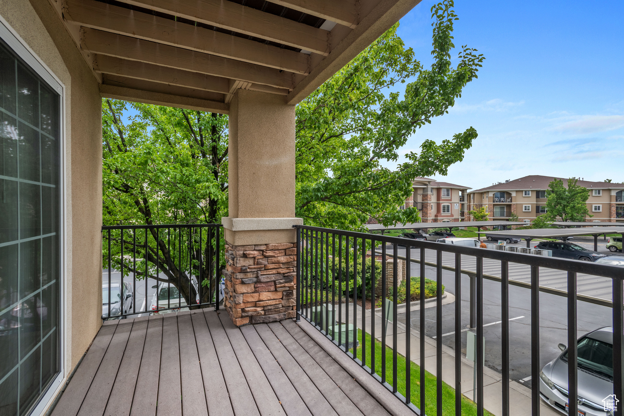 DRAPER PEAKS CONDOMINIUMS PHASE 8 - Residential