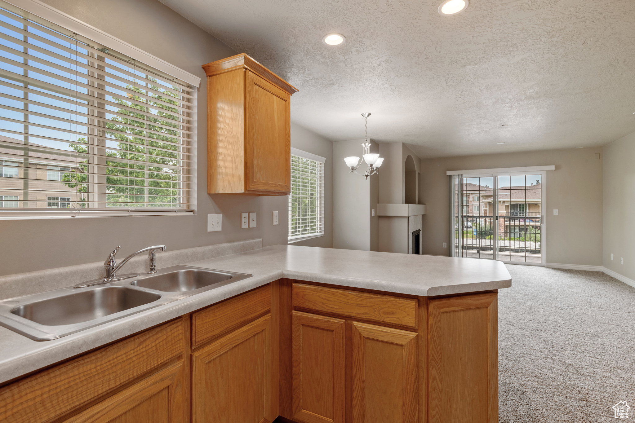 DRAPER PEAKS CONDOMINIUMS PHASE 8 - Residential