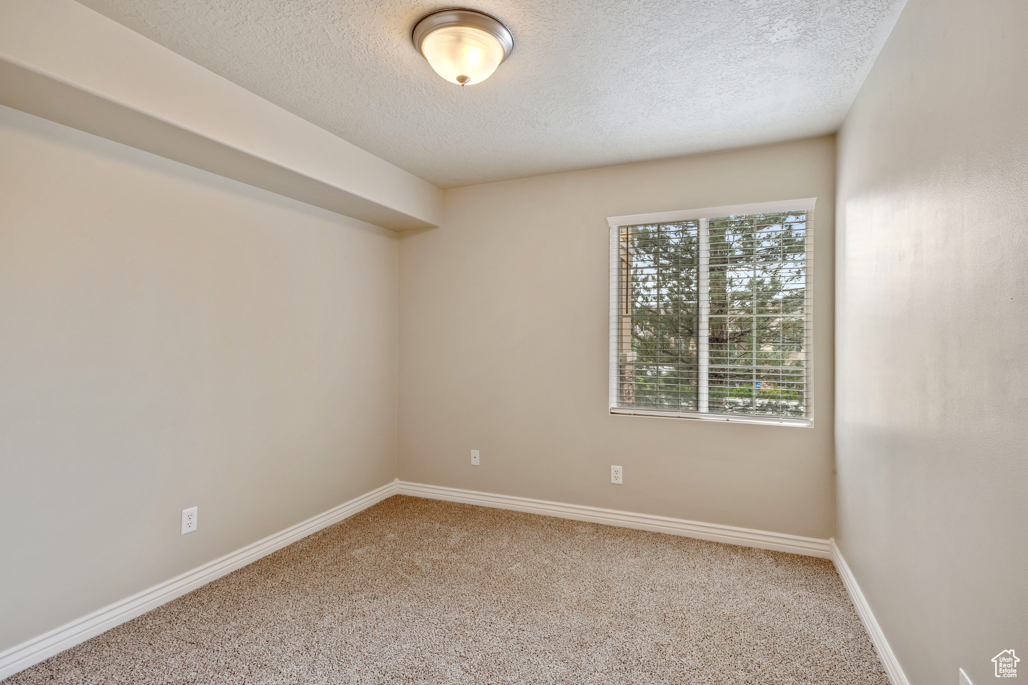 DRAPER PEAKS CONDOMINIUMS PHASE 8 - Residential