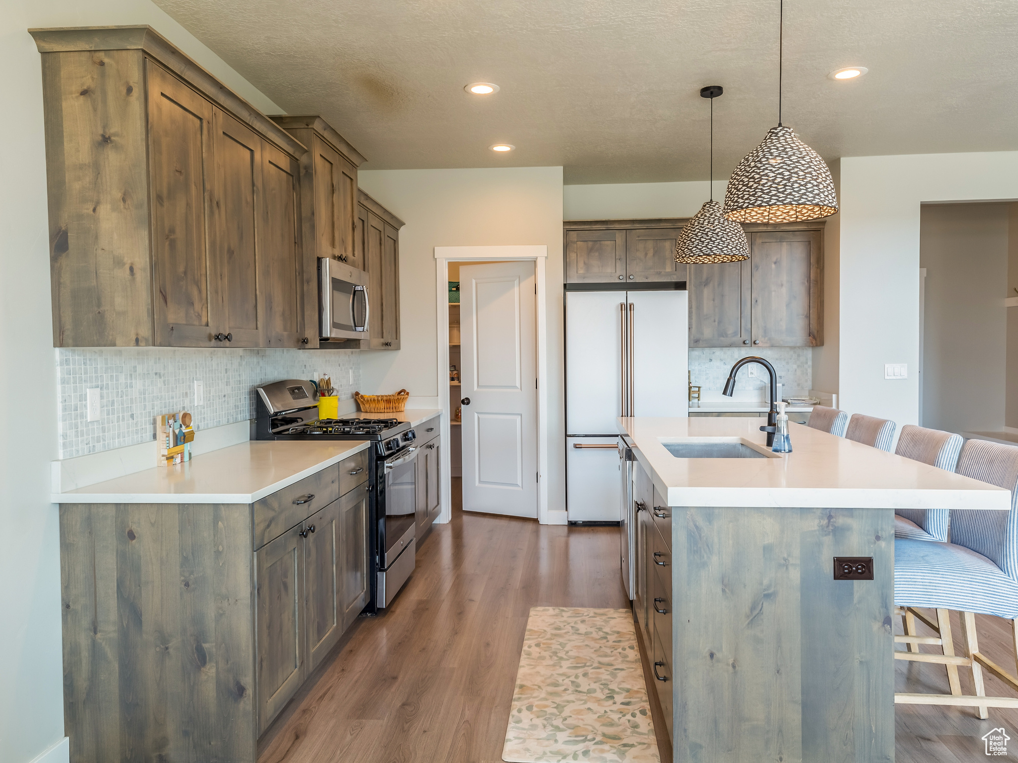 PARKWOOD - Residential
