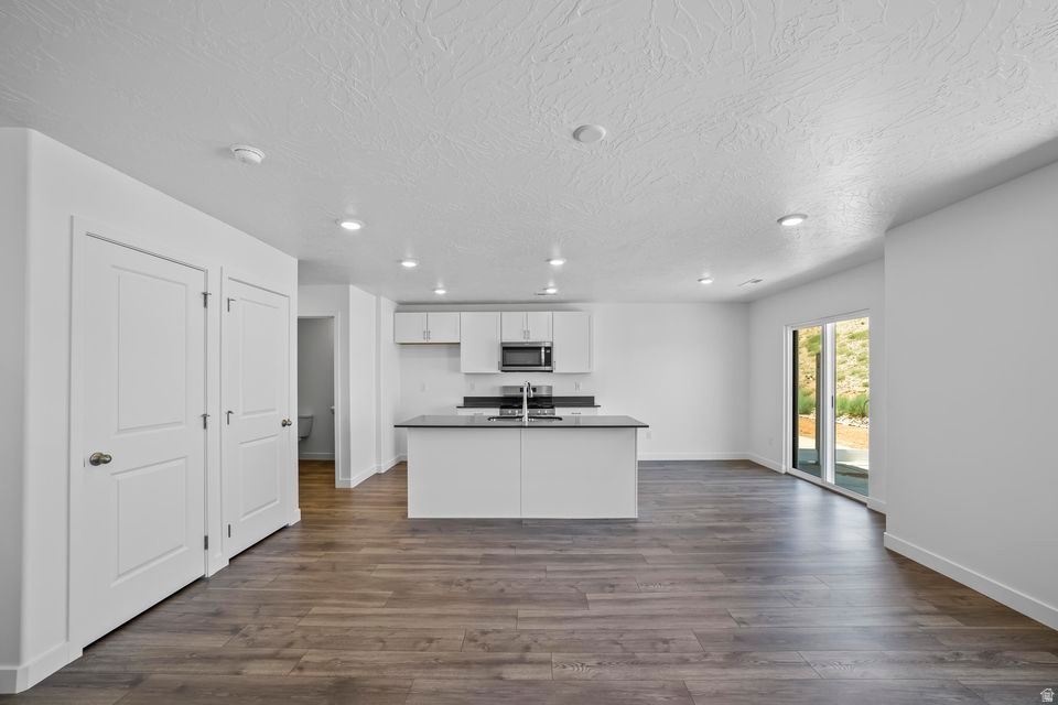 LONG VALLEY - Residential