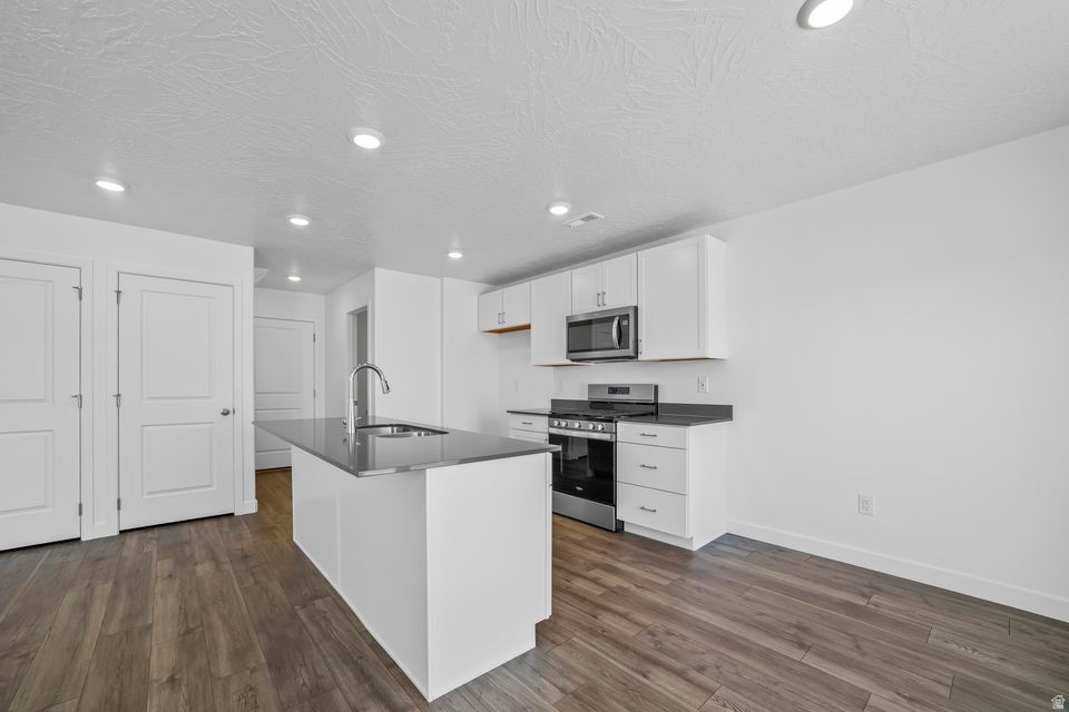 LONG VALLEY - Residential