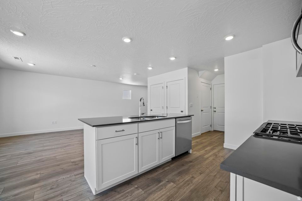 LONG VALLEY - Residential