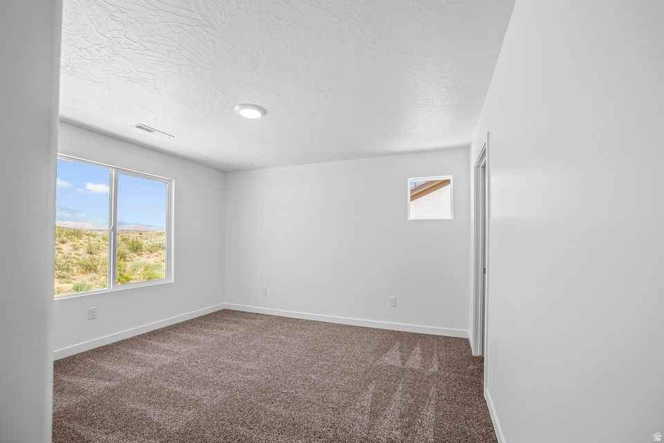 LONG VALLEY - Residential