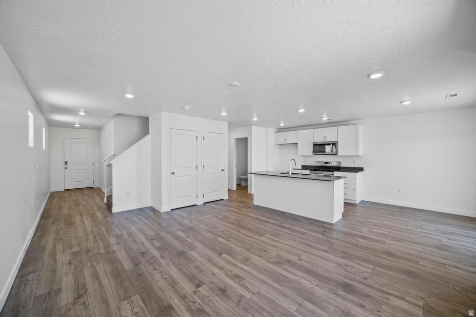 LONG VALLEY - Residential