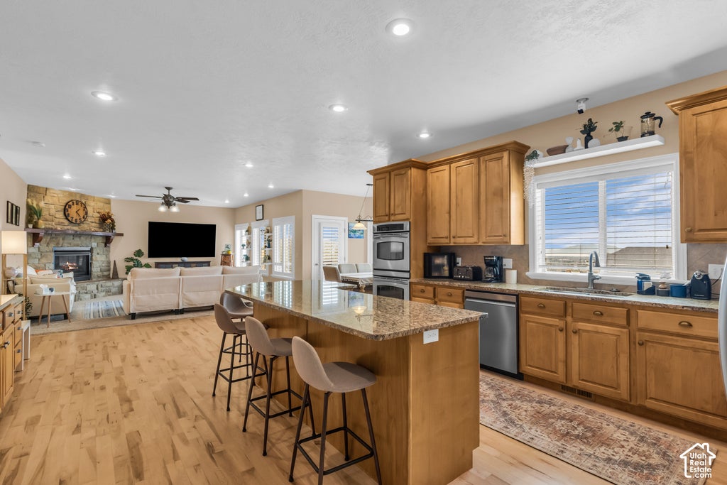 Photo of 176 S DENALI DR, Lindon, UT 84042 (MLS # 2193991)