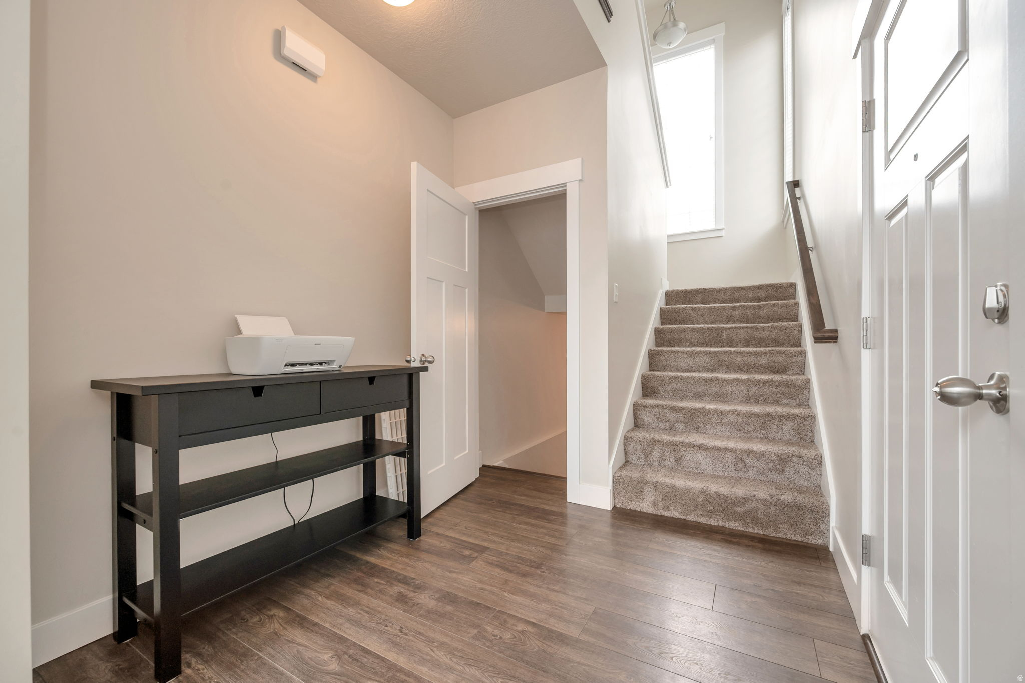 393 E CORRAL CREEK DR