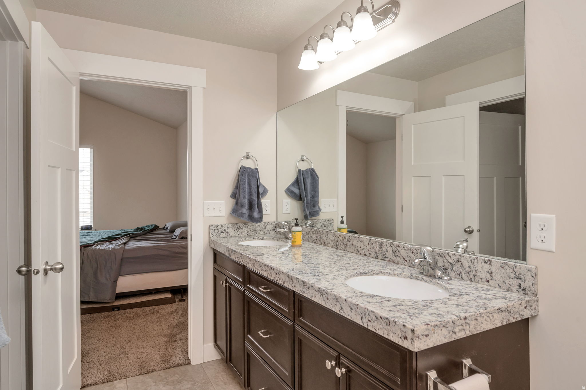 COTTAGES ON 78TH - Residential