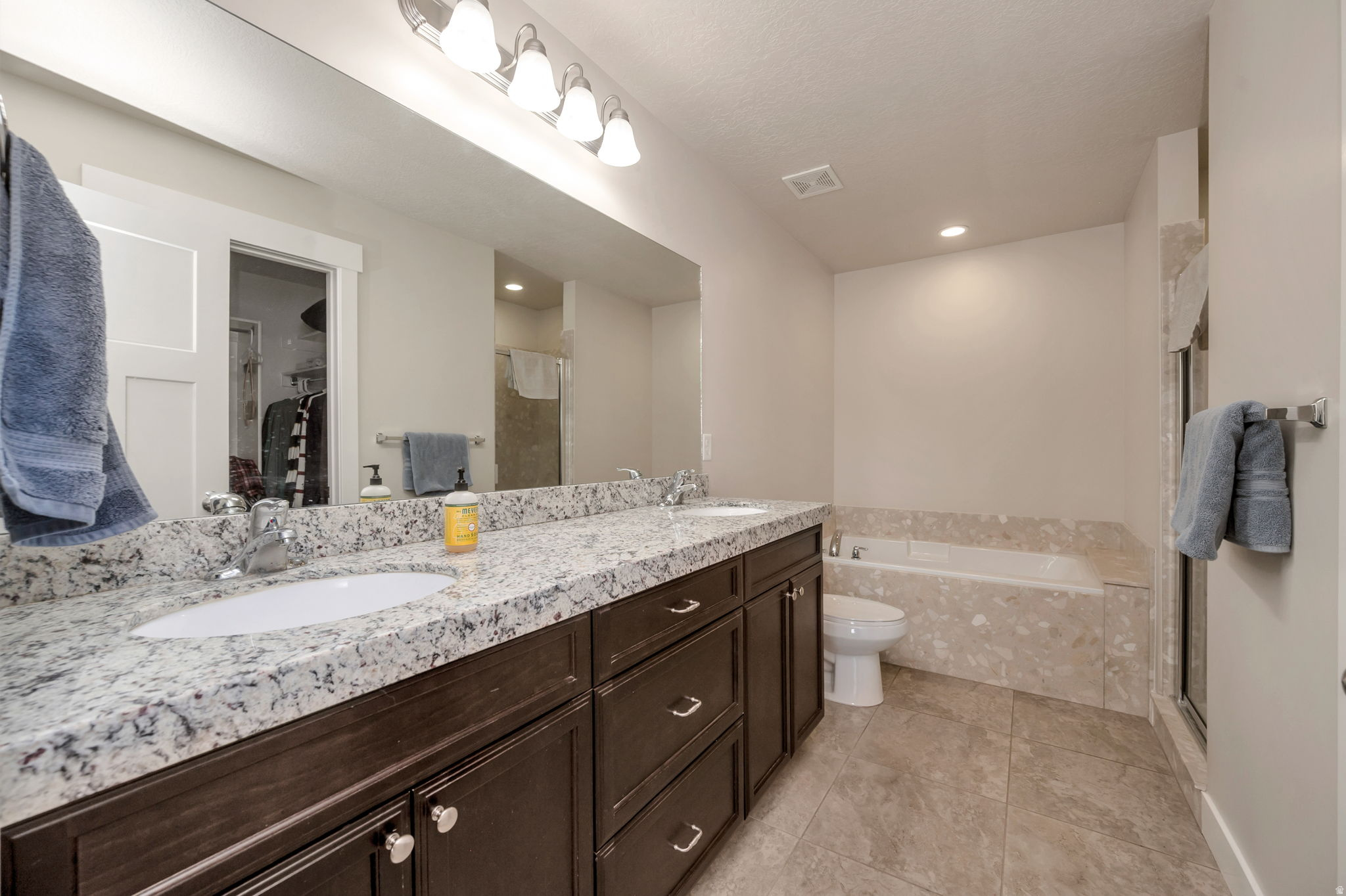 COTTAGES ON 78TH - Residential