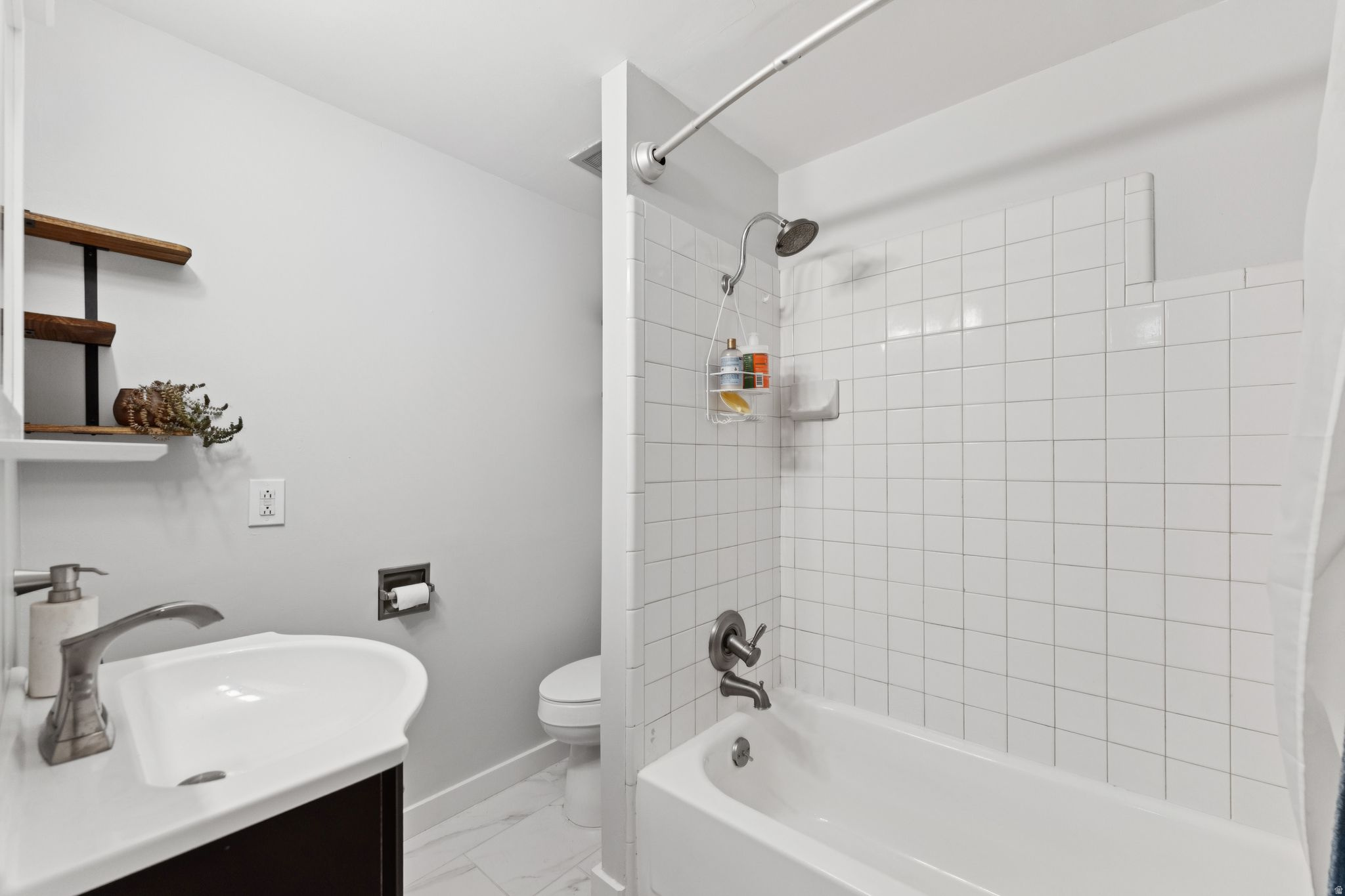 NORTHRIDGE H - Residential