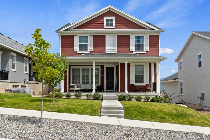 Beautiful home in desirable community. stunning views of valley and mountains. Great floorplan. You will love the family room with vaulted ceilings and amazing kitchen. 3 bedrooms 2.5 bath den and dining room. Ready to move in now. Home has been kept immaculate.