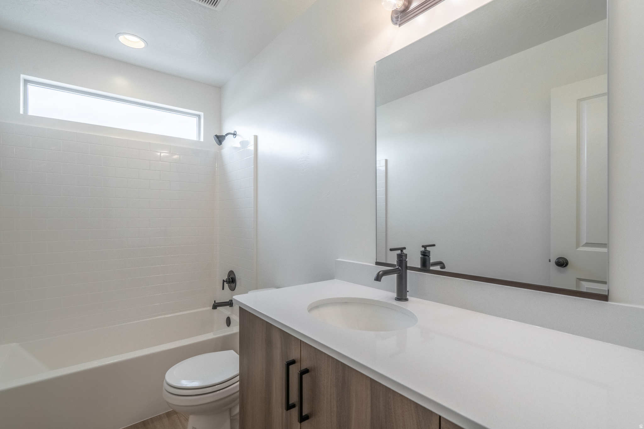 SOUTH DESERT TH 1 - Residential Lease