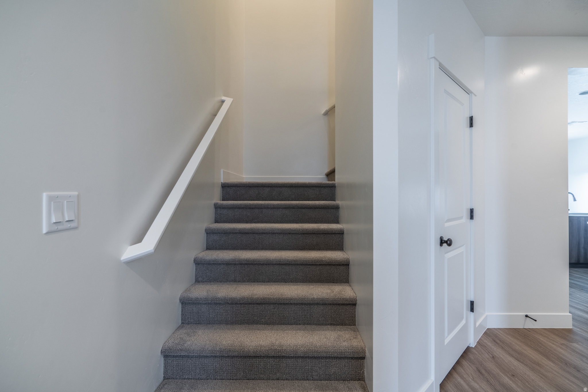 SOUTH DESERT TH 1 - Residential Lease