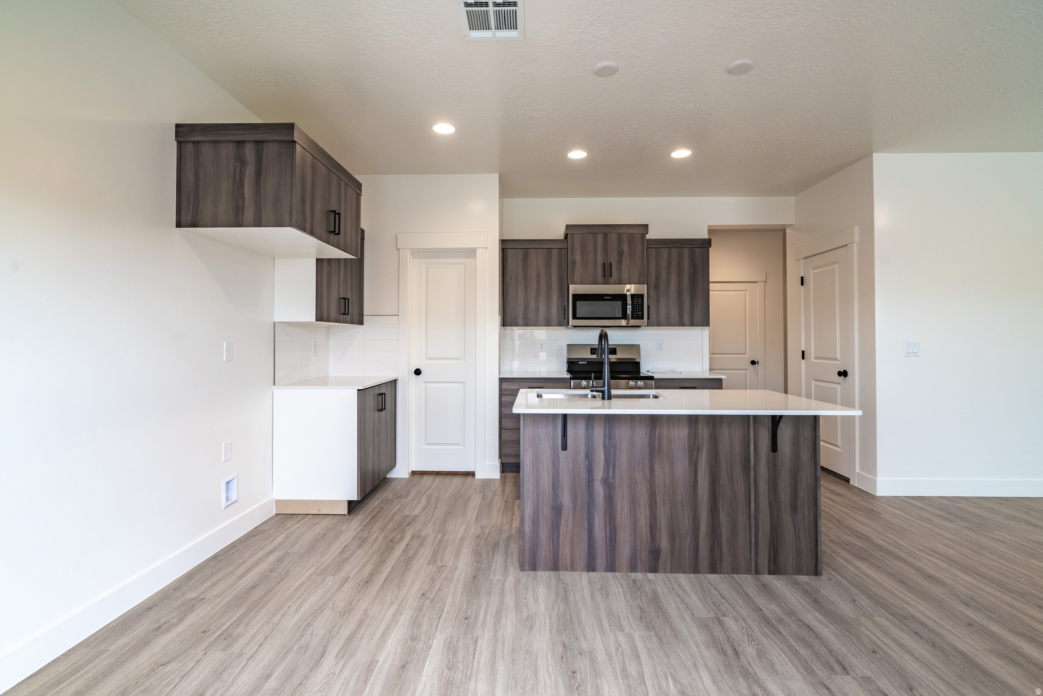 SOUTH DESERT TH 1 - Residential Lease