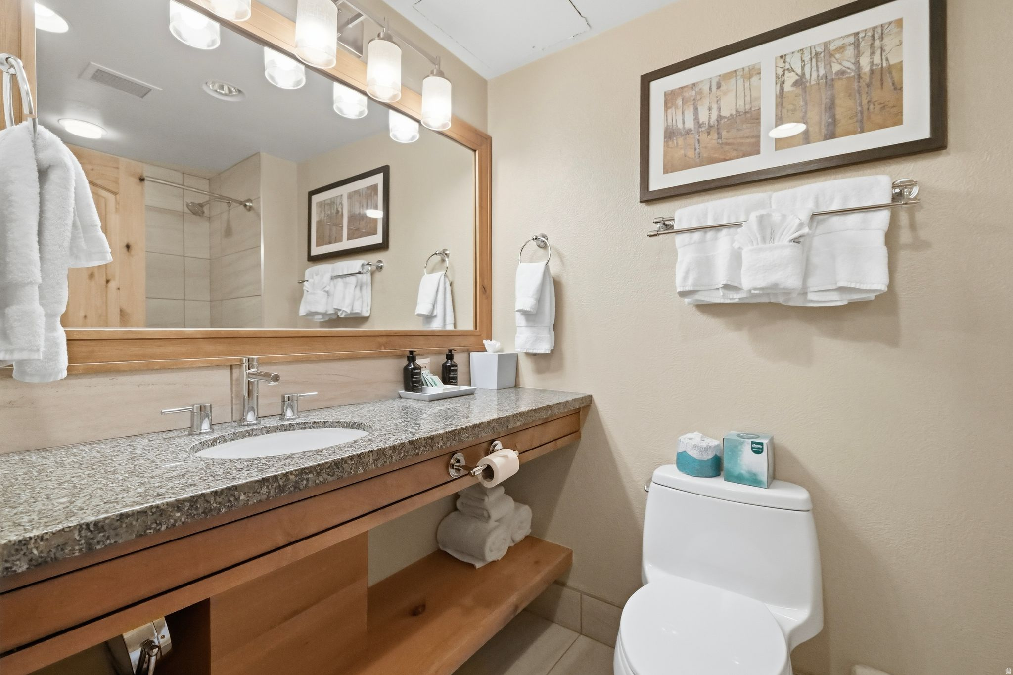 GRAND SUMMIT - Residential