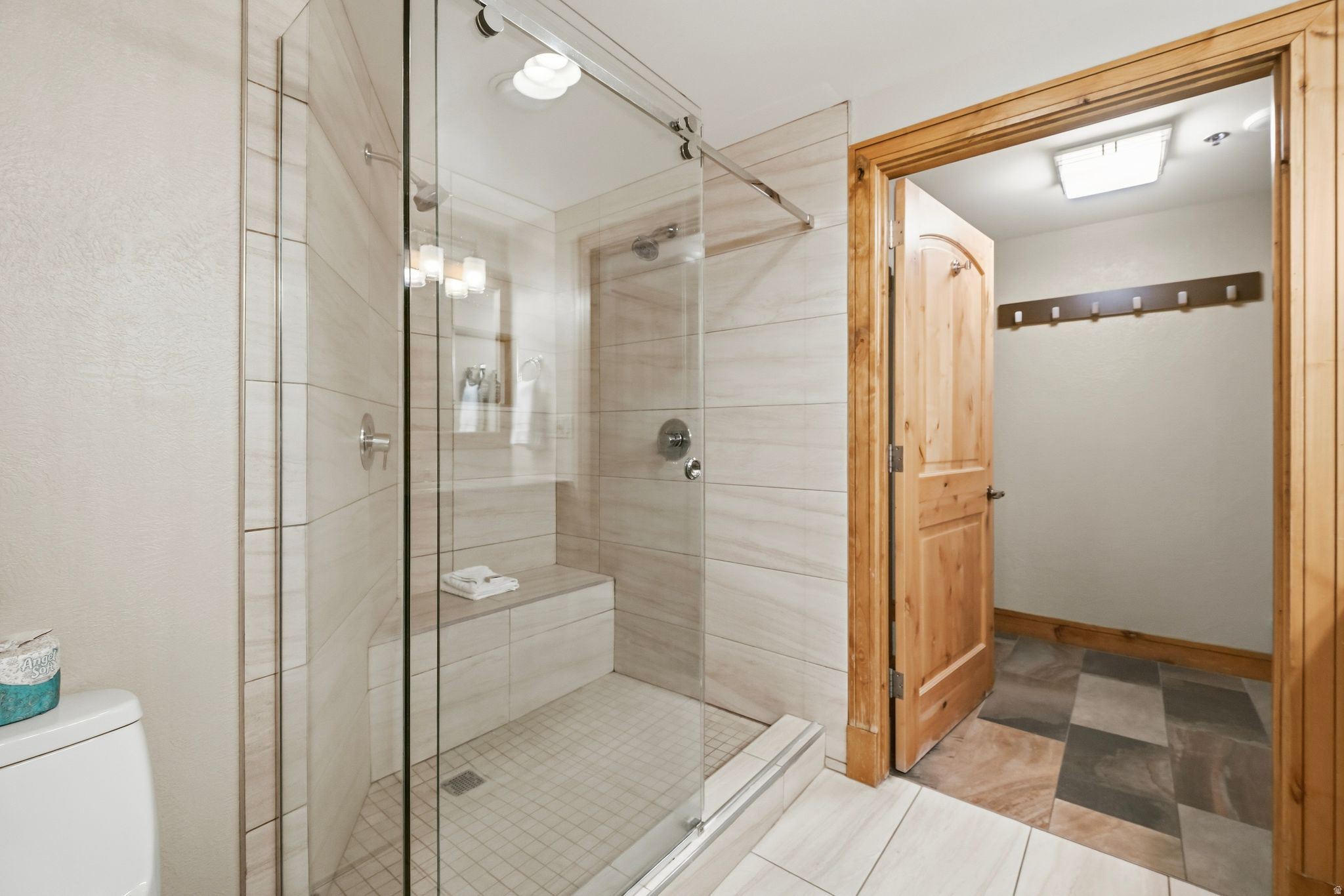 GRAND SUMMIT - Residential