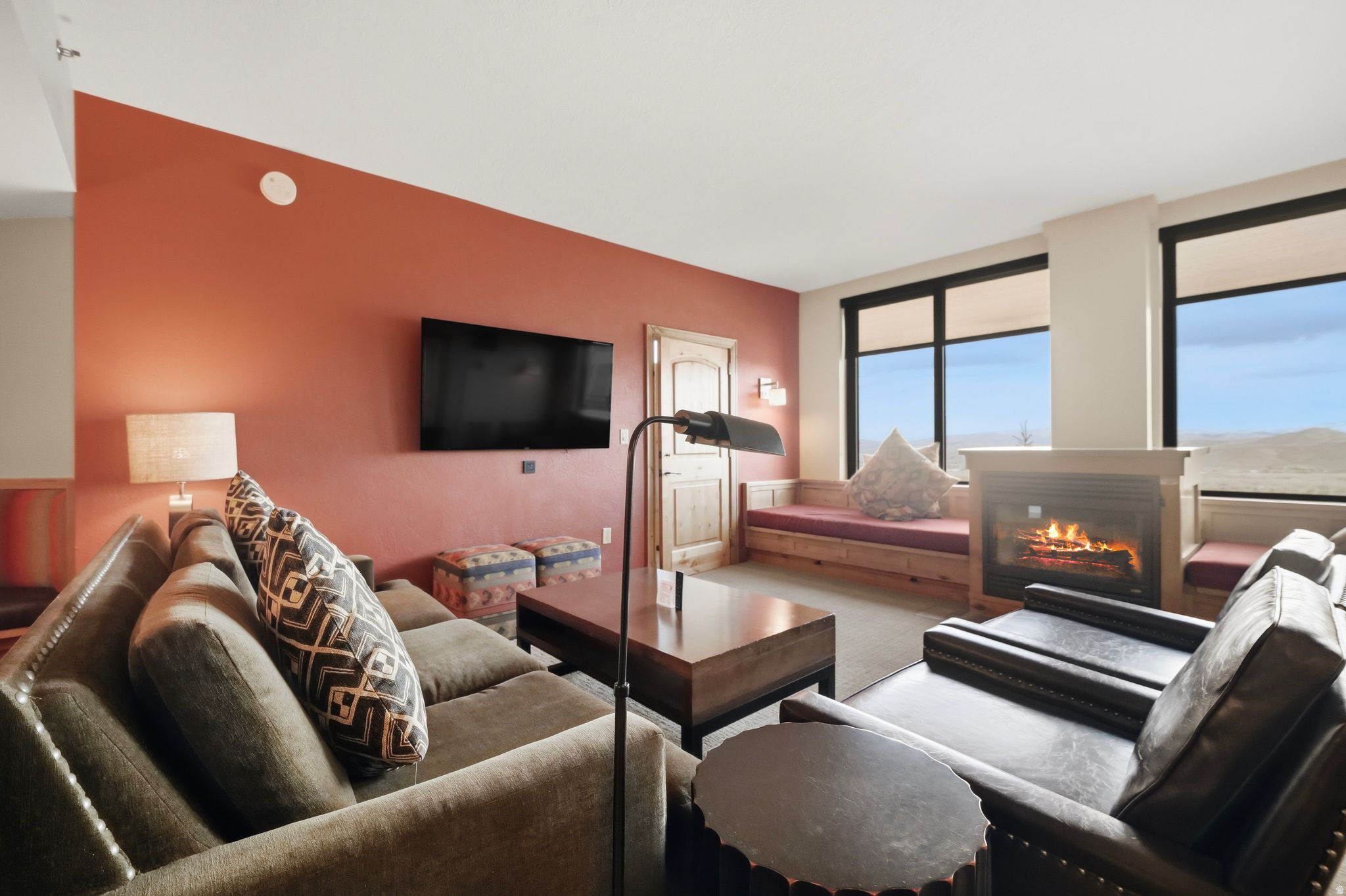 GRAND SUMMIT - Residential