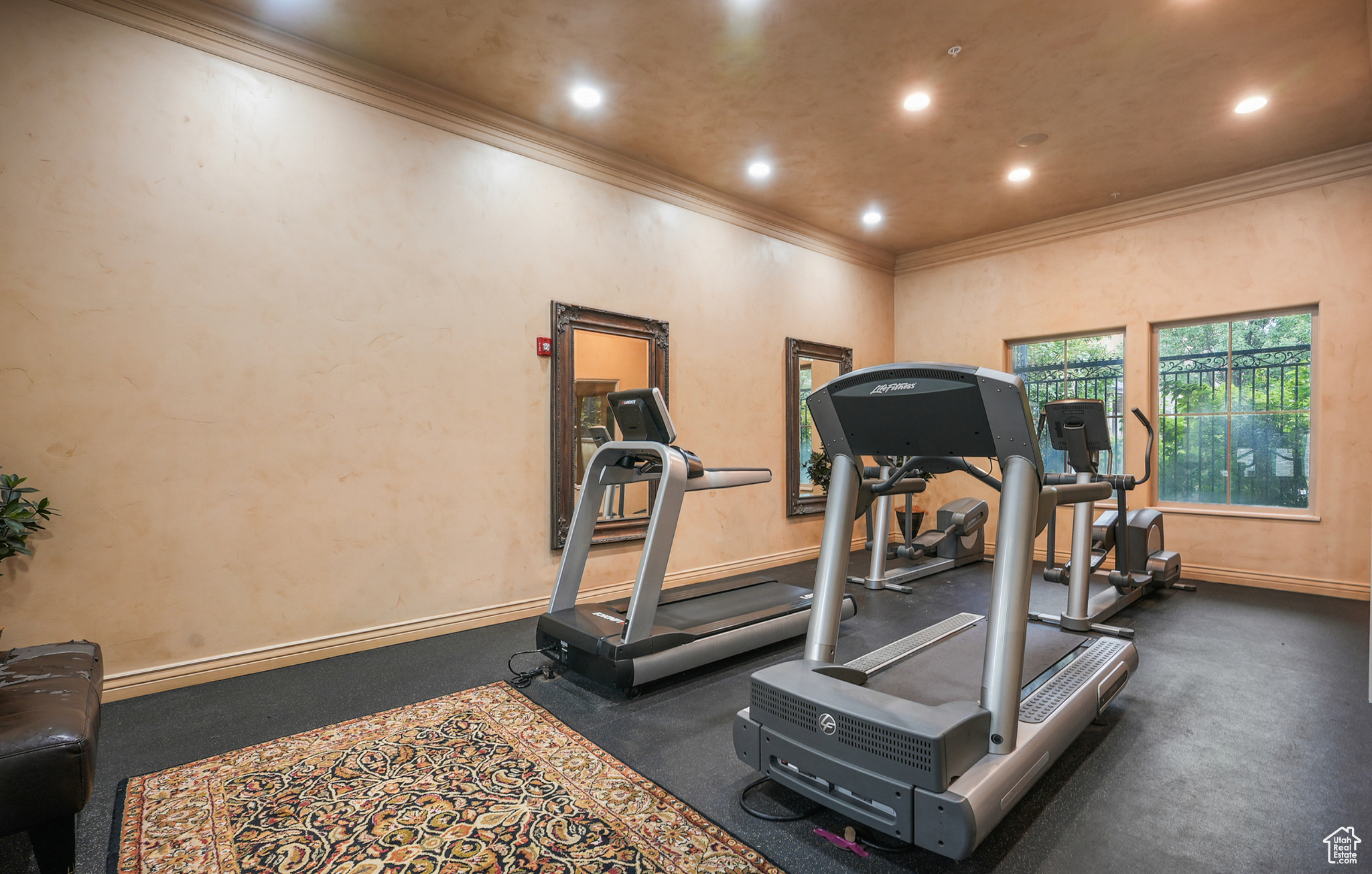 TUSCAN VILLAS - Residential