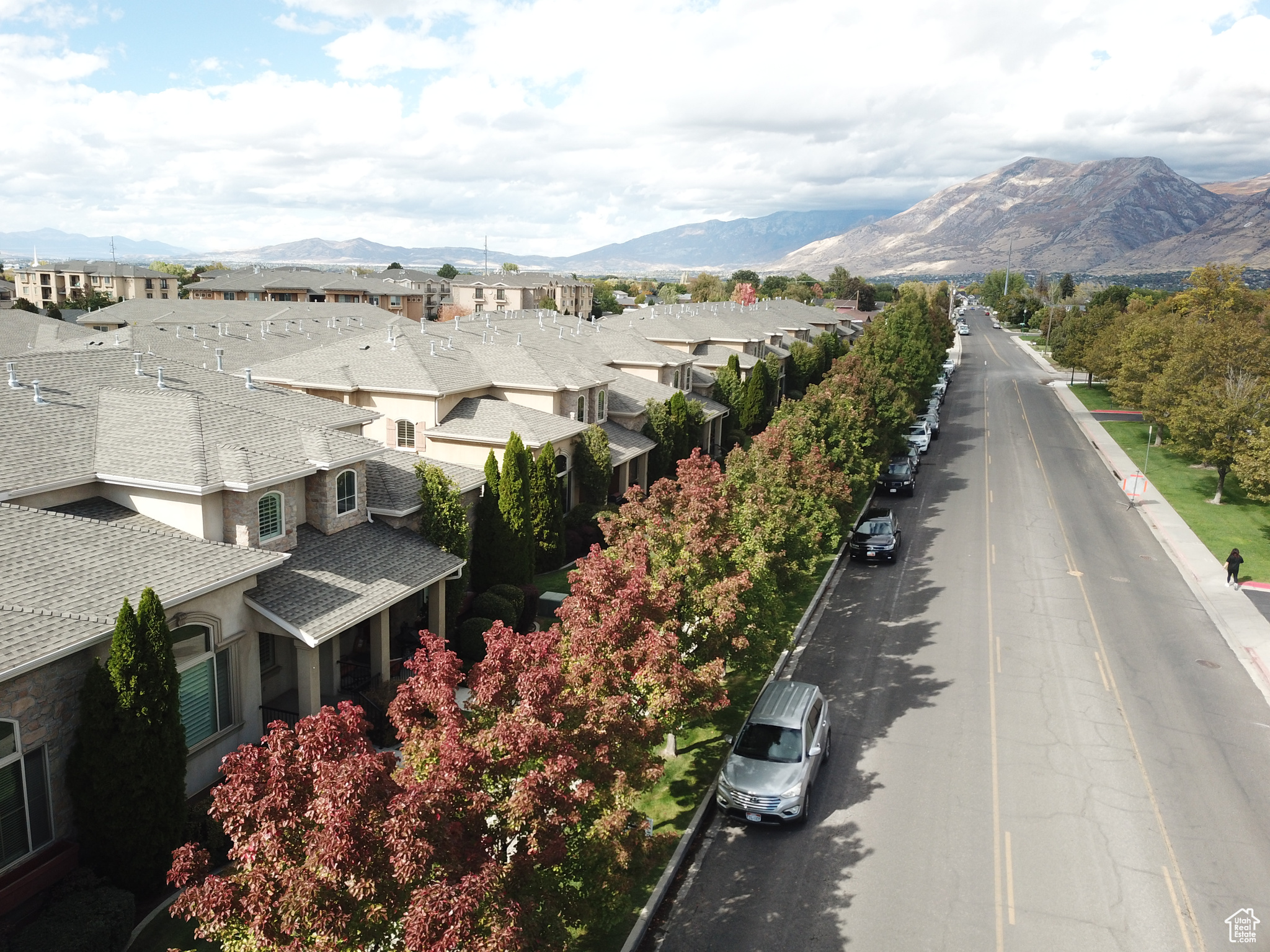 TUSCAN VILLAS - Residential