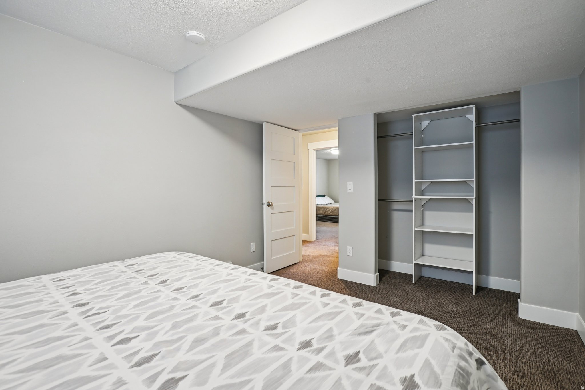 PLUSHNEST - Residential