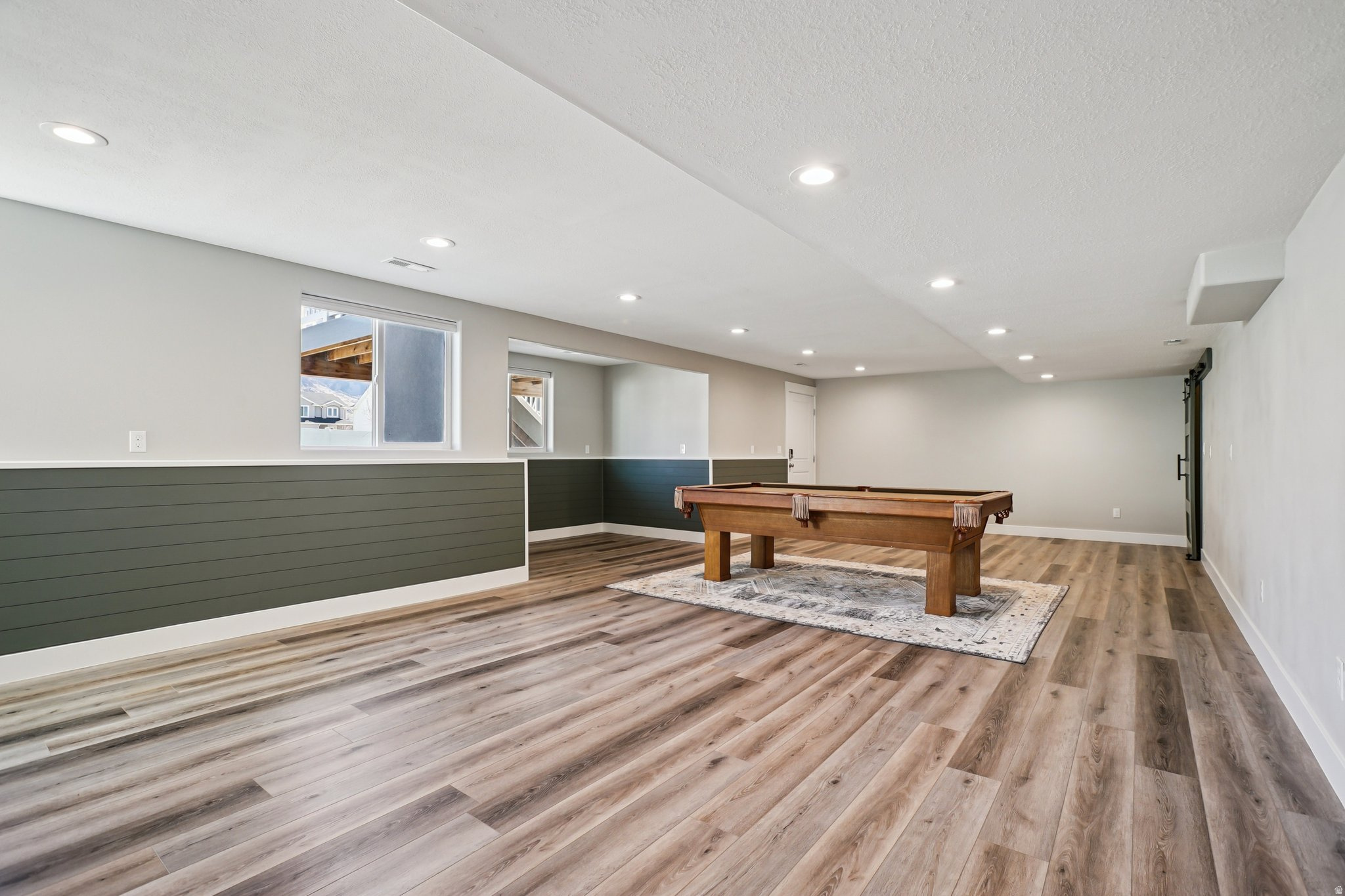 PLUSHNEST - Residential