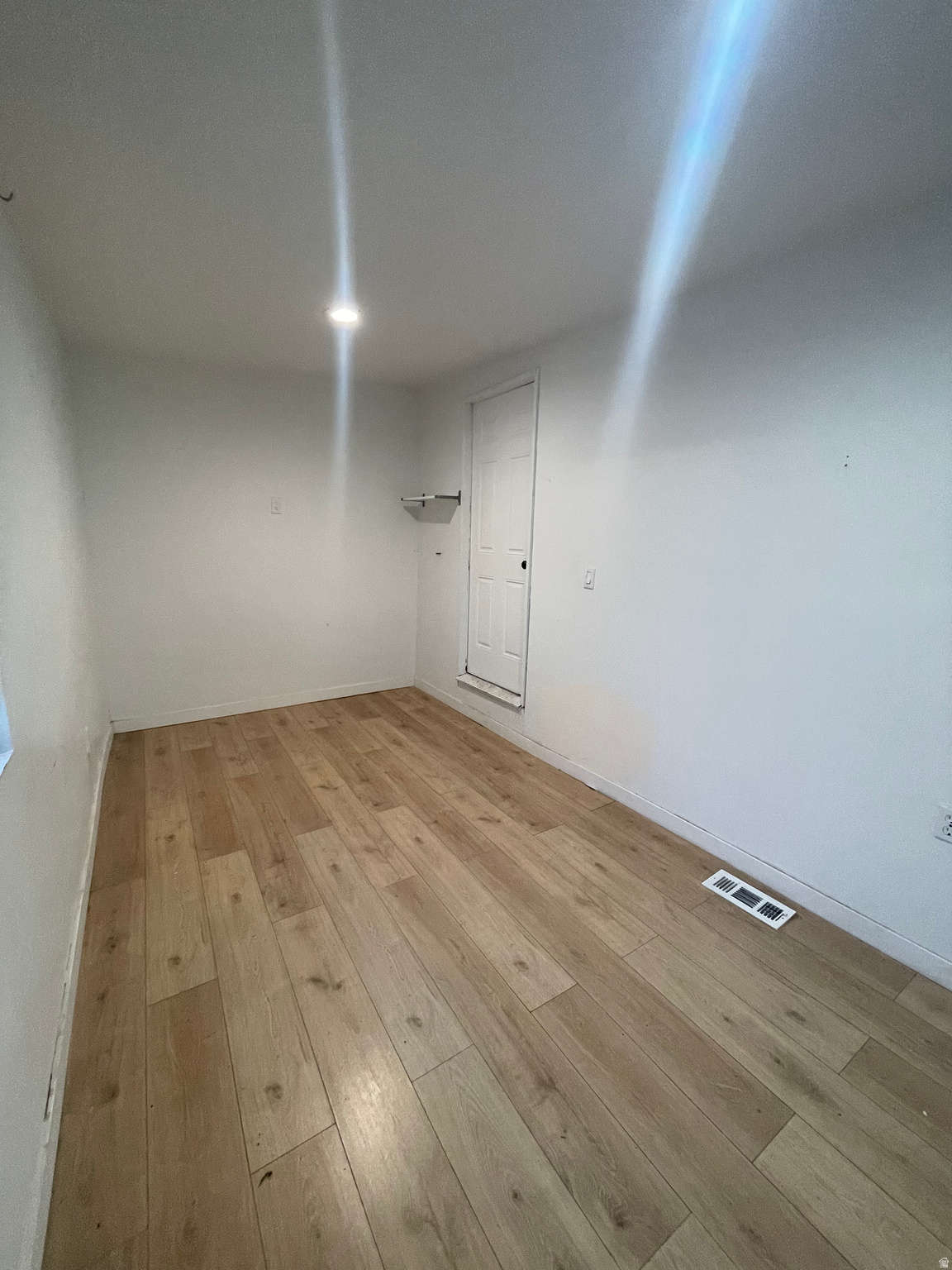 SANDEE VILLAGE - Residential