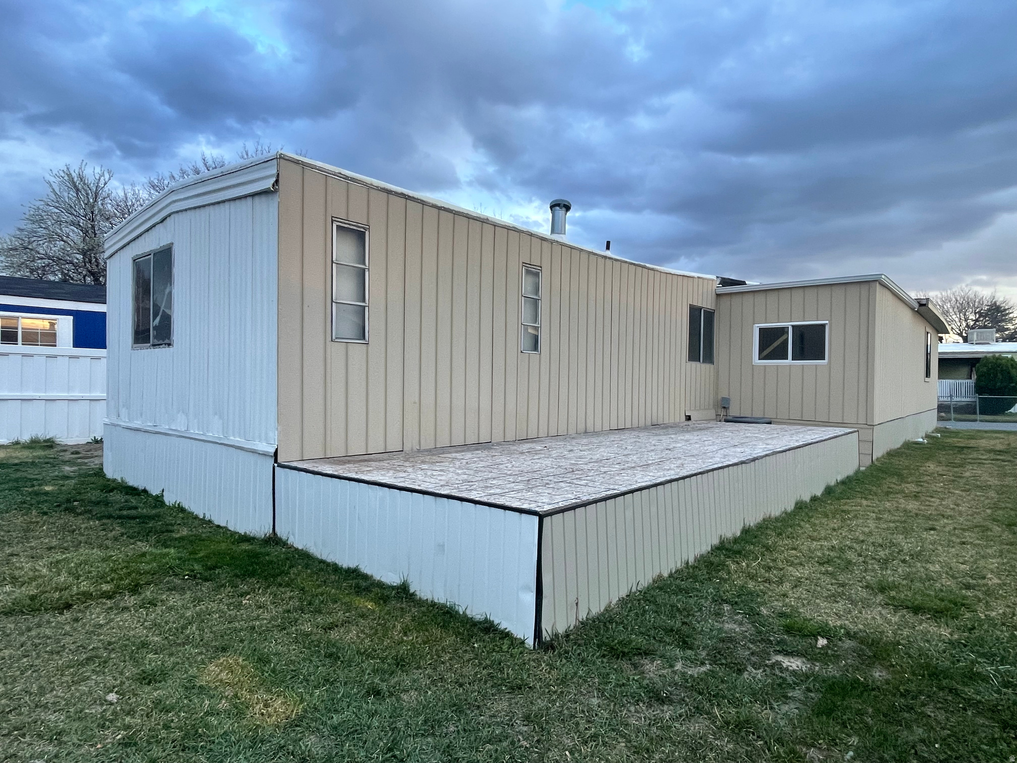 SANDEE VILLAGE - Residential