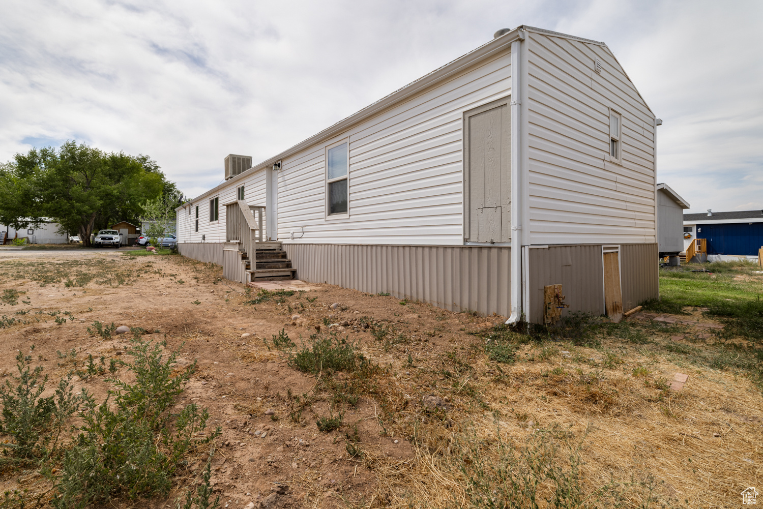 EAST MEADOWS - Residential