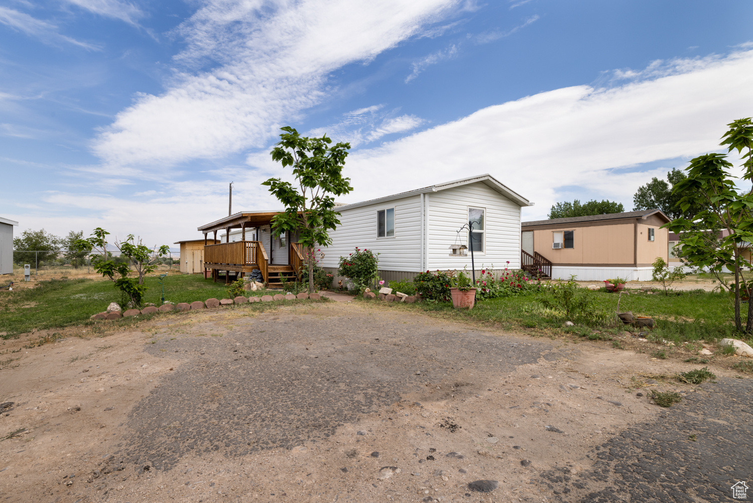 EAST MEADOWS - Residential