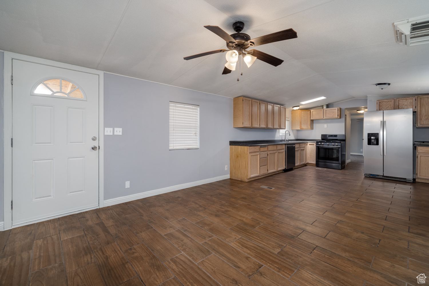 EAST MEADOWS - Residential