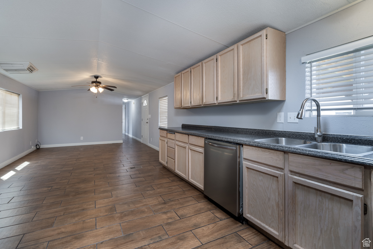 EAST MEADOWS - Residential