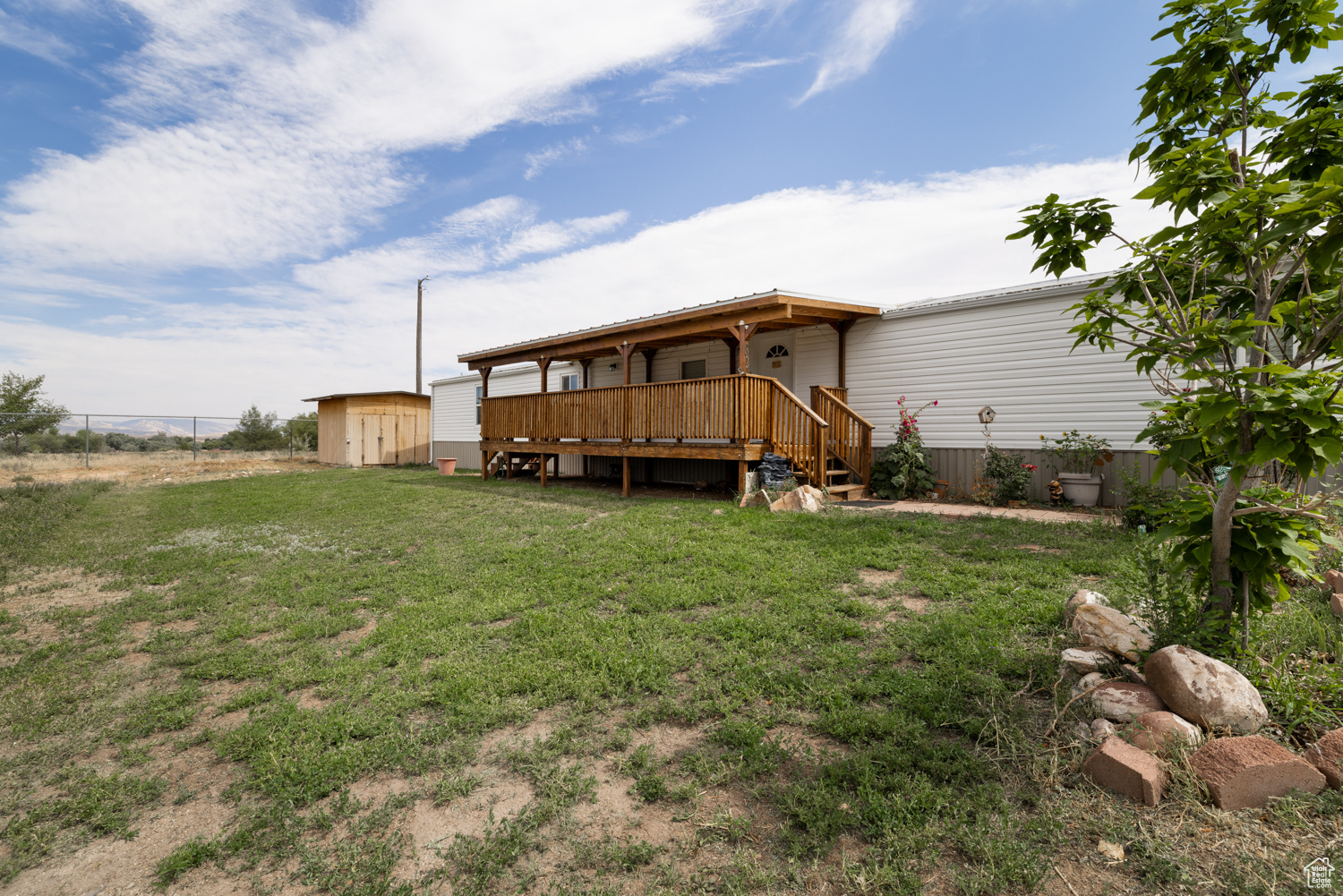 EAST MEADOWS - Residential